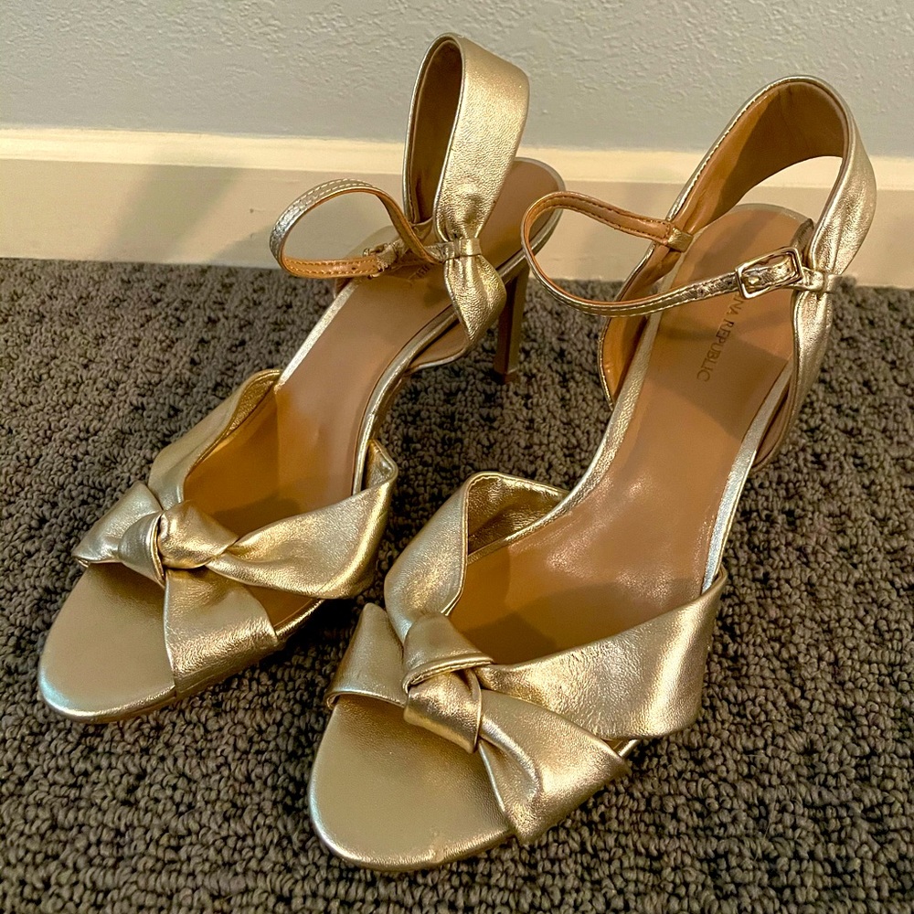 Gold Banana Republic Heels